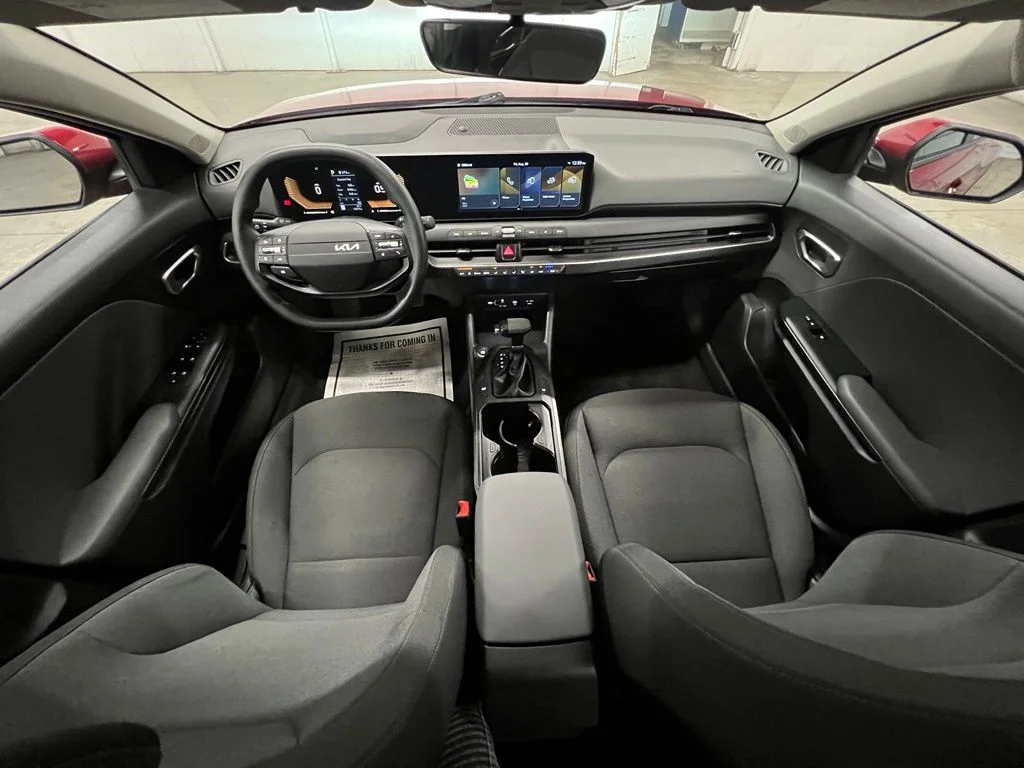 Used 2025 Red Kia LXS image 10