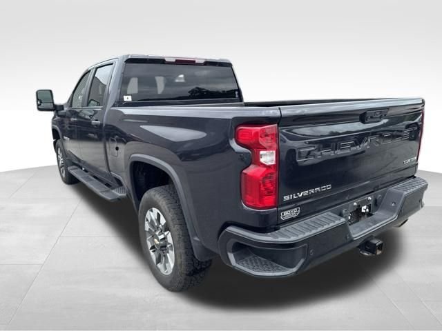 Used 2024 Gray Chevrolet Custom image 9