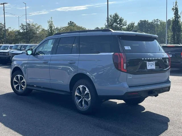 New 2027 Glacier Gray Metallic Tri-Coat Ford Active image 4