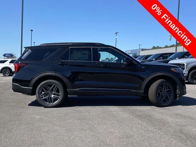 New 2026 Agate Black Metallic Ford ST-Line image 2