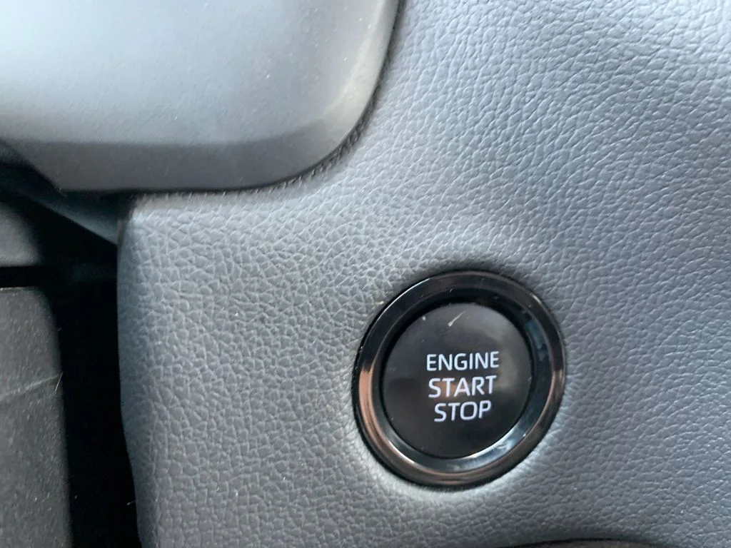 Used 2025  Toyota Limited image 24