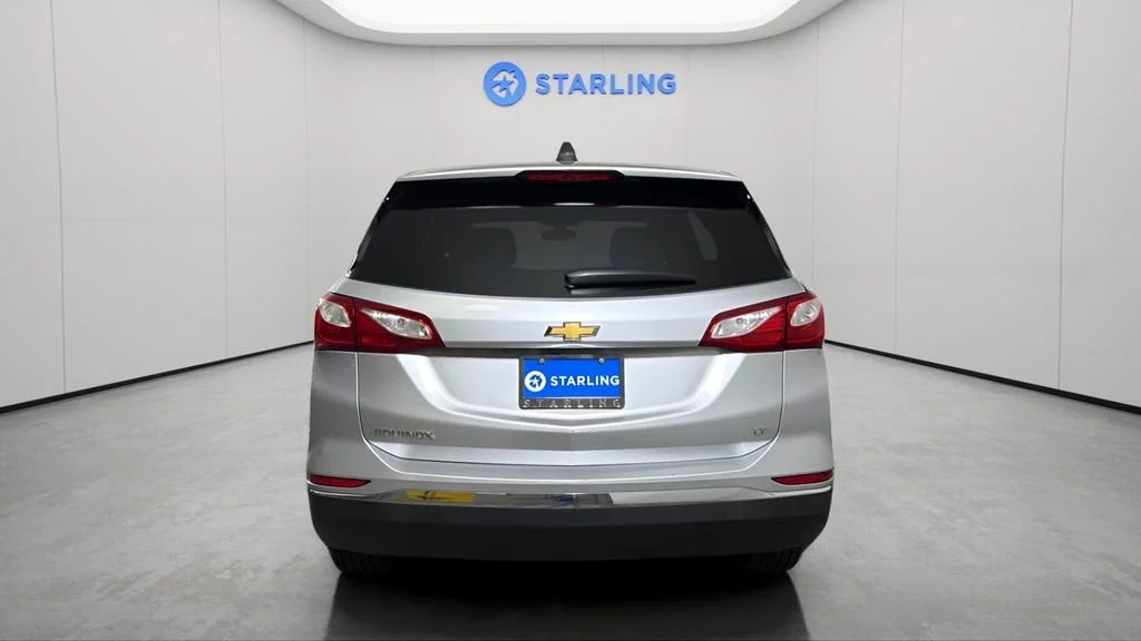 Used 2018 SILVER ICE METALLIC Chevrolet LT image 8