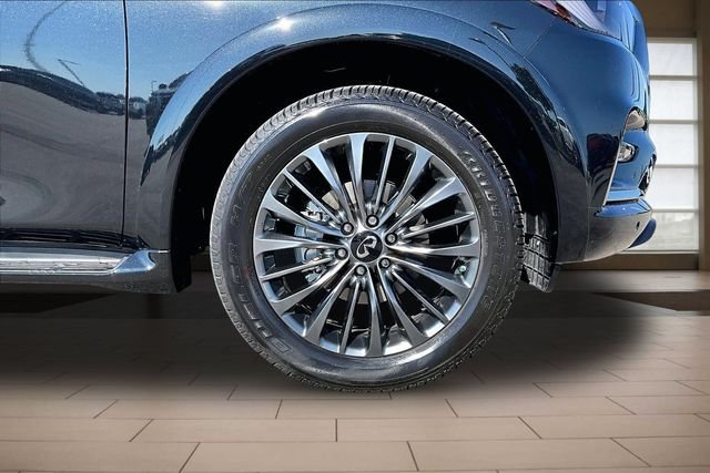 Used 2024 Black INFINITI Sensory image 9