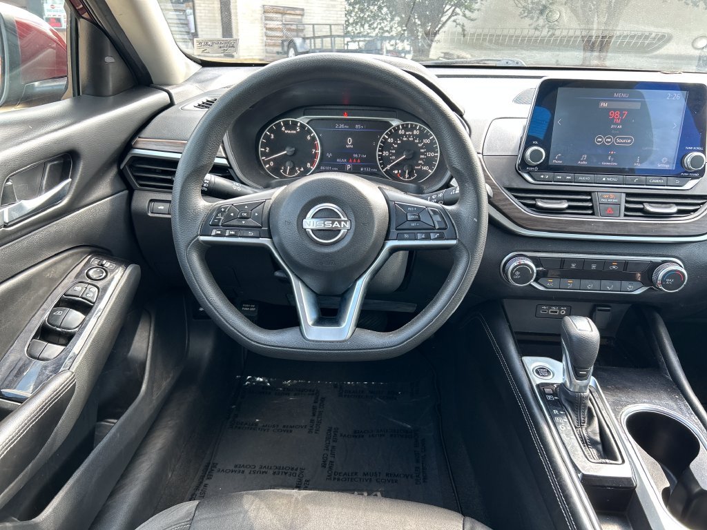 Used 2023 Red Nissan 2.5 SV image 15