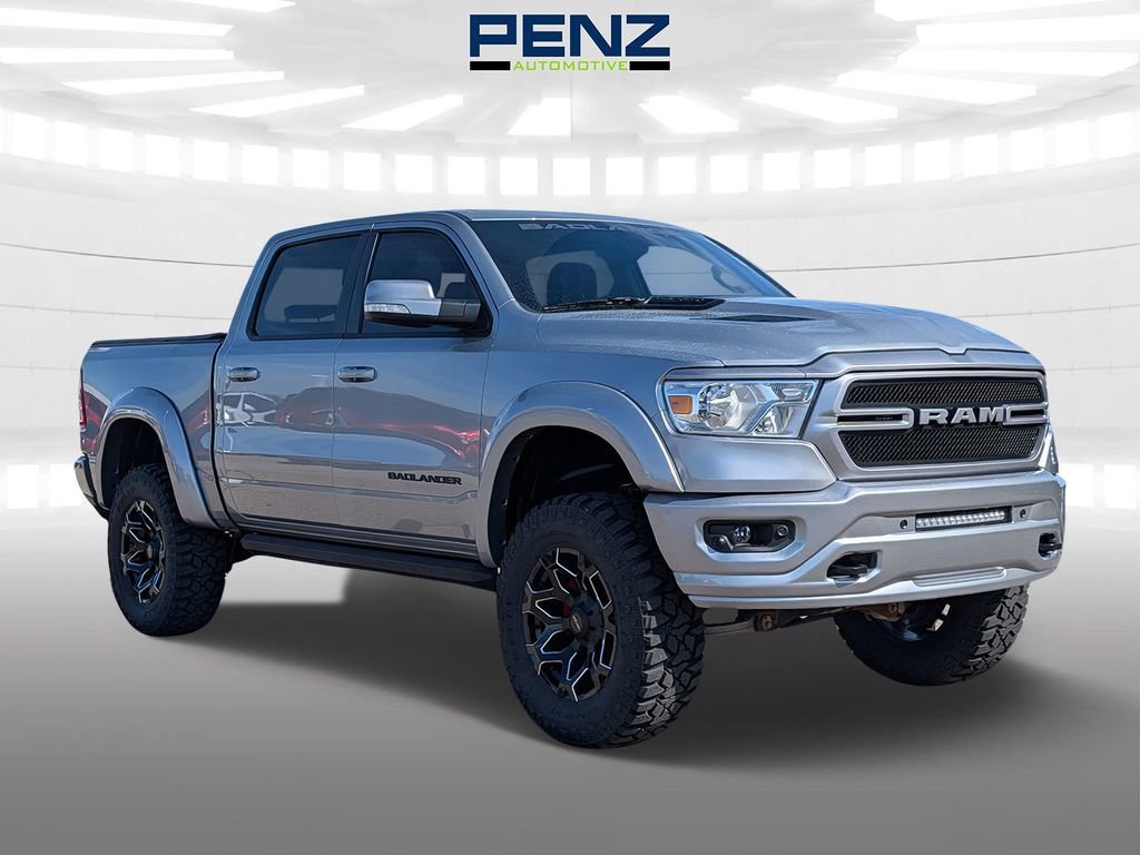 2022 RAM 1500 Big Horn/Lone Star 4x4 Crew Cab 5'7's photo