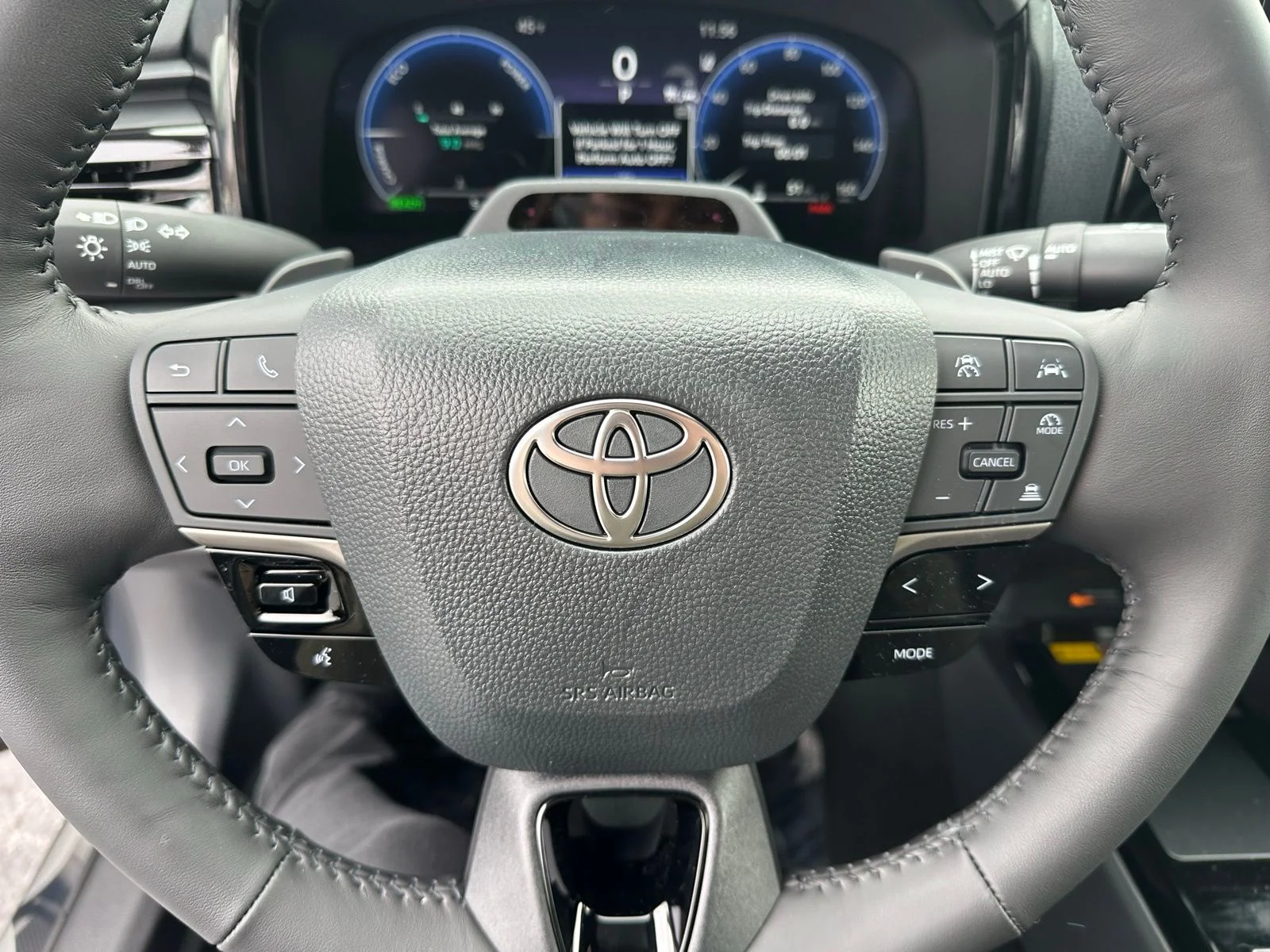 2026 Toyota Camry XSE - Photo 12