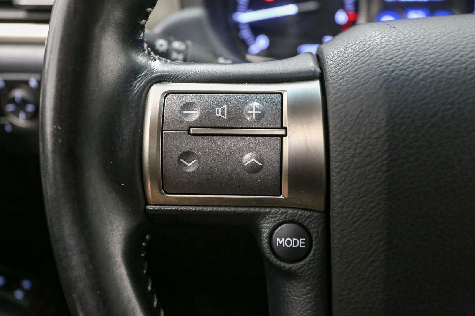 Used 2019 Black Onyx Lexus GX 460 Premium image 35