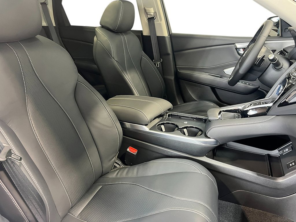 New 2026 Solar Silver Metallic Acura w/Technology Package image 35