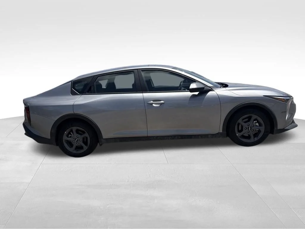 Used 2025 Gray Kia LXS image 16