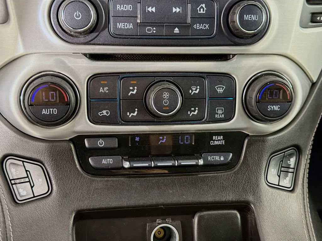 Used 2017 SUMMIT WHITE GMC SLT image 16