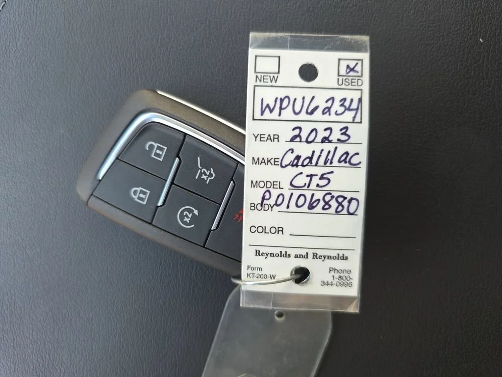 Used 2023 Wave Metallic Cadillac Luxury image 37