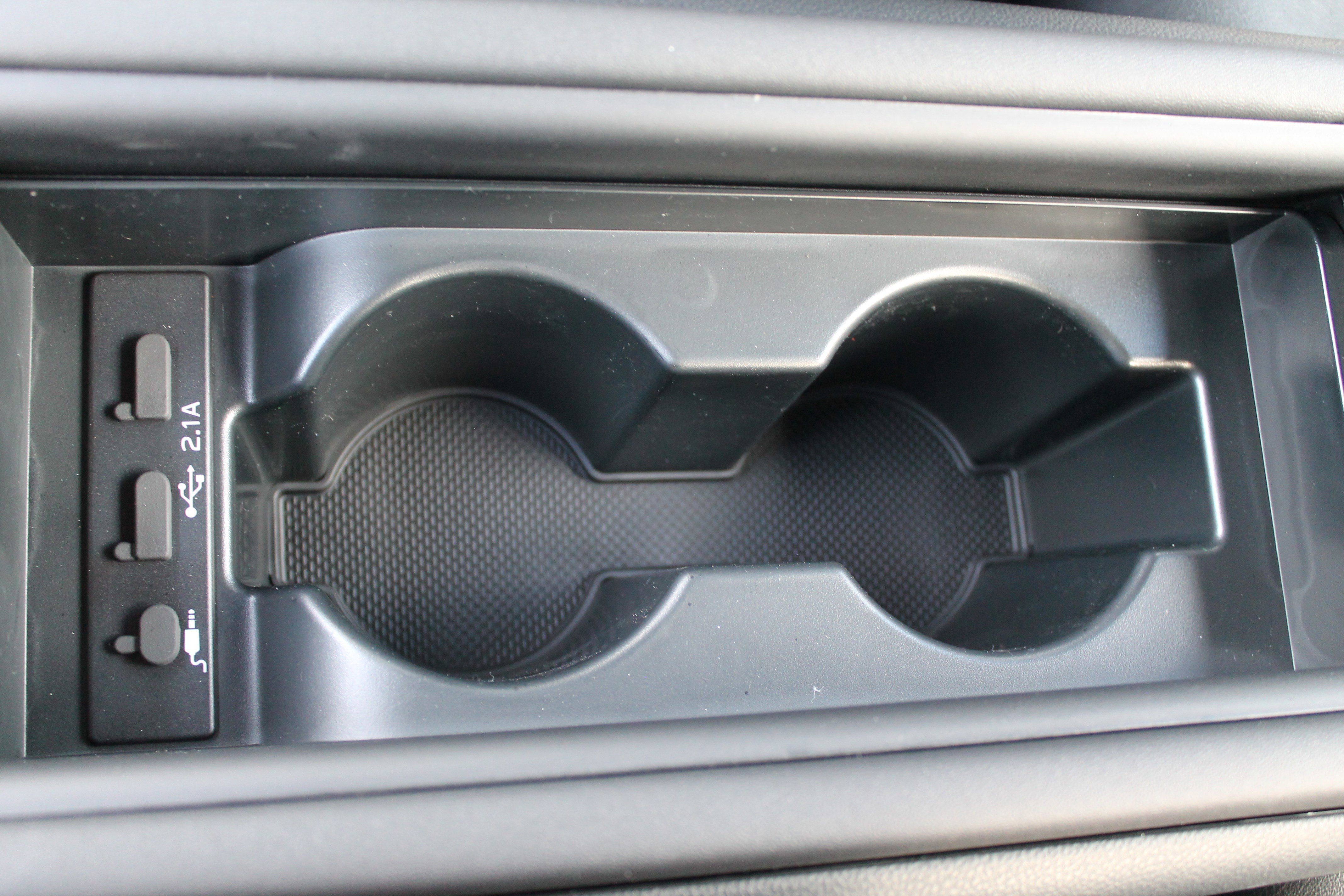 2026 Toyota GR86 Yuzu Edition - Photo 24