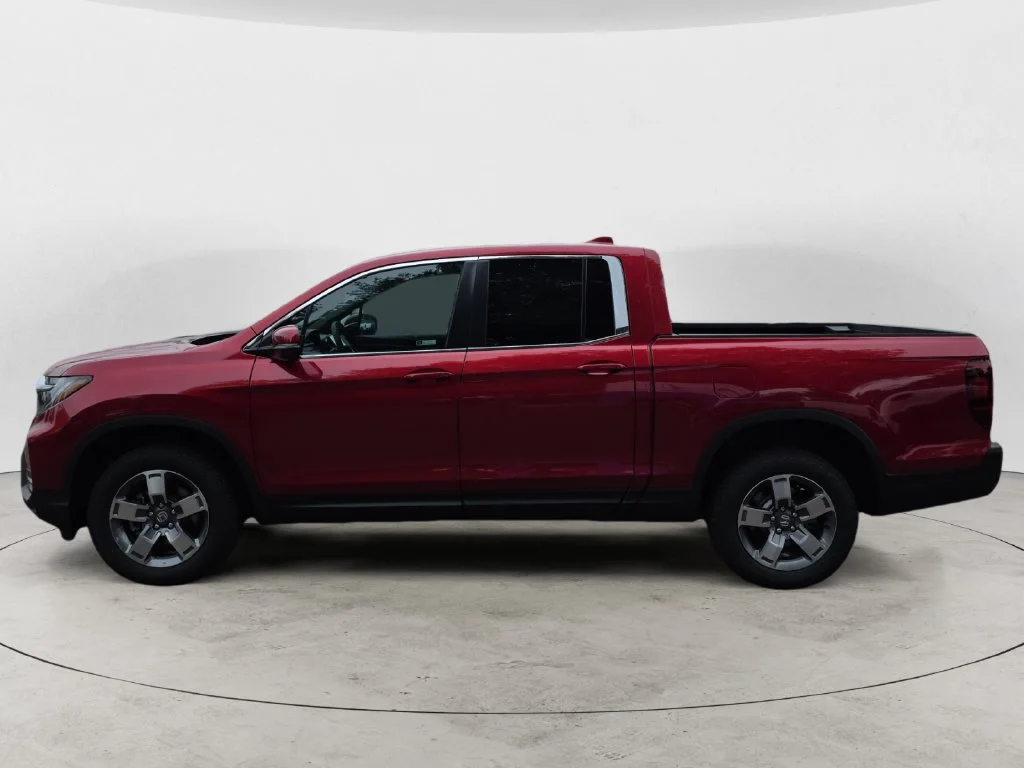 New 2026 Radiant Red Metallic II Honda RTL image 8