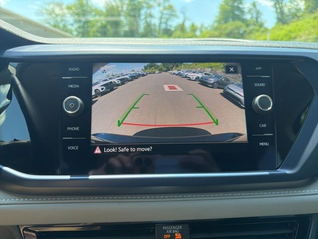 Certified Used 2024 Black Volkswagen 1.5T SE image 15