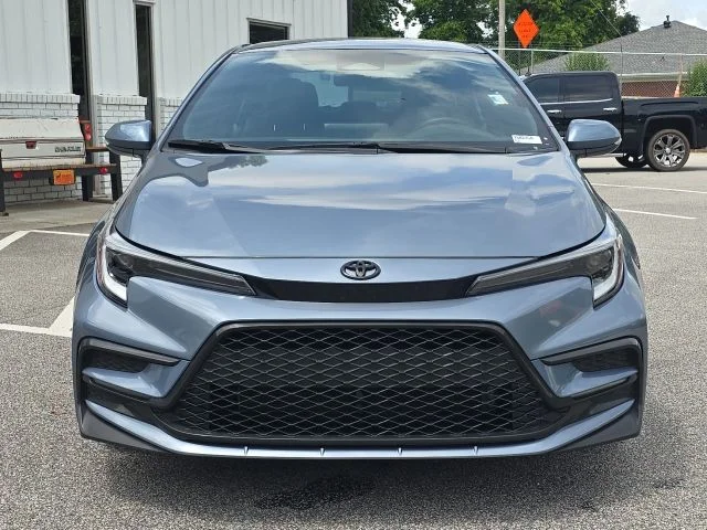 Used 2024  Toyota SE image 8