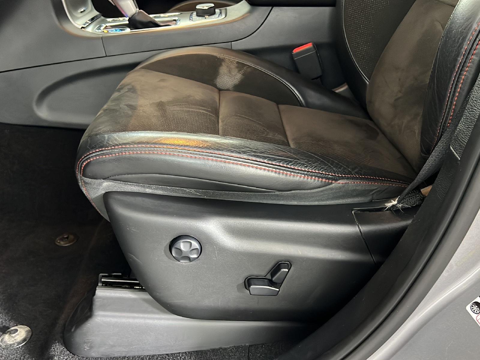 Used 2020 Billet Silver Metallic Clearcoat Jeep Trailhawk image 14