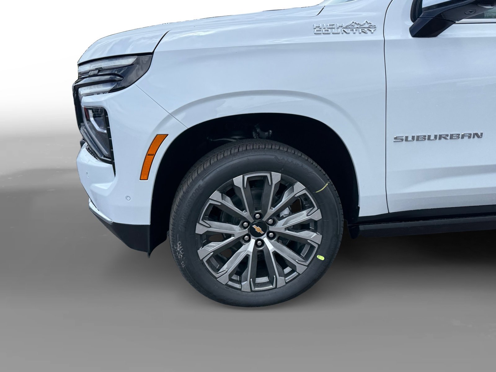New 2026 Polar White Tricoat Chevrolet High Country image 9