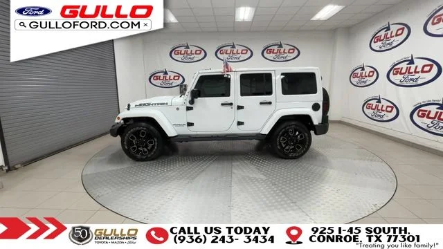 Used 2017 Bright White Clearcoat Jeep Unlimited Sahara image 5
