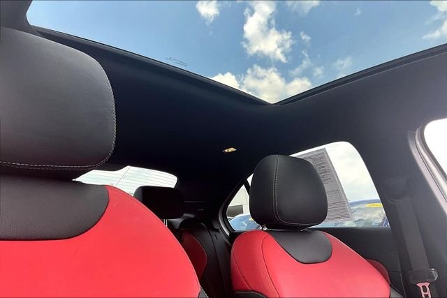 Used 2019 White Mercedes-Benz A 220 image 11
