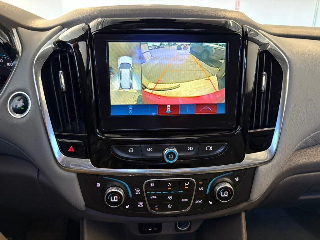 Used 2018 Cajun Red Tintcoat Chevrolet PREMIER image 18