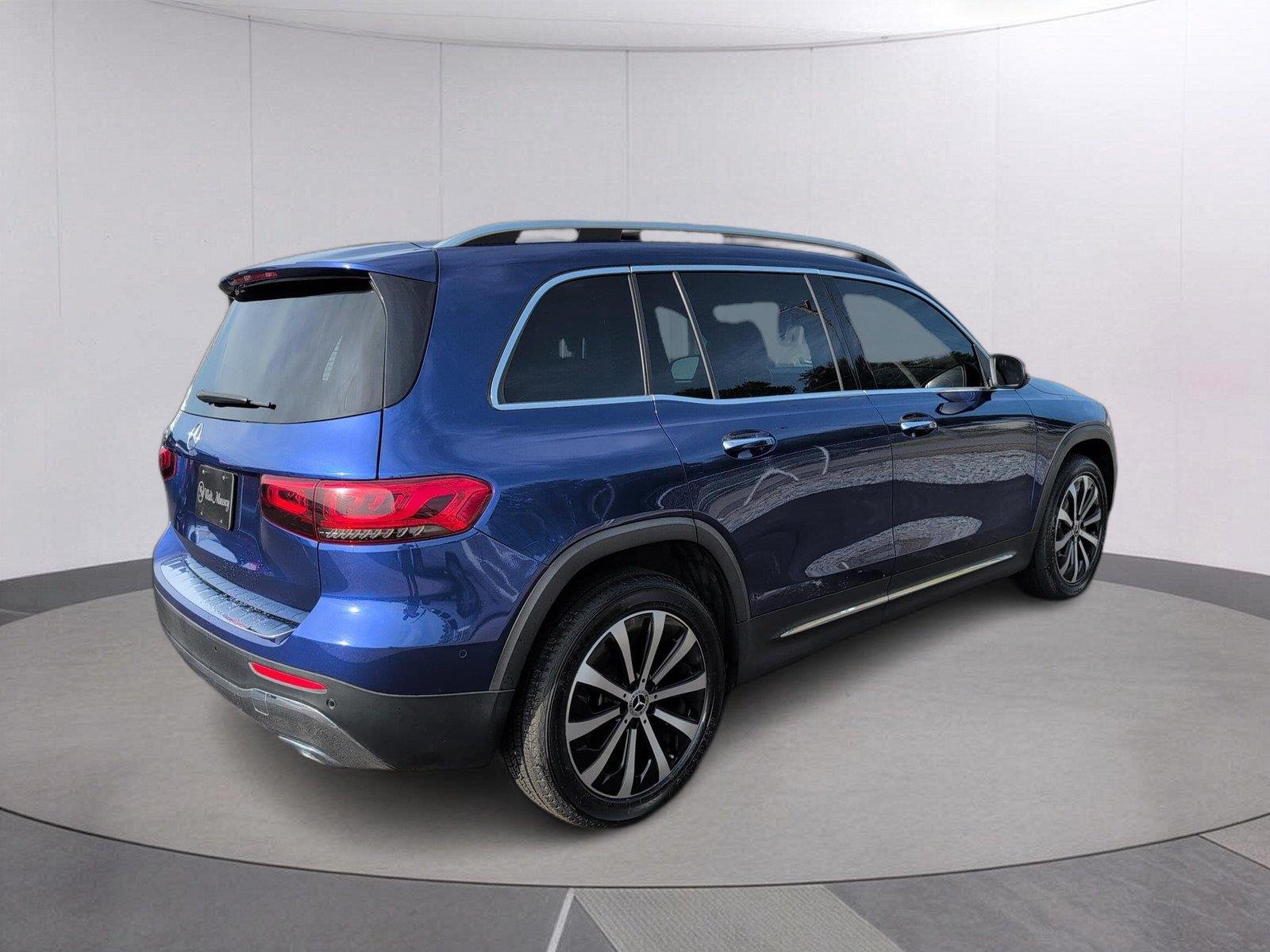 Used 2021 Galaxy Blue Metallic Mercedes-Benz GLB 250 image 7