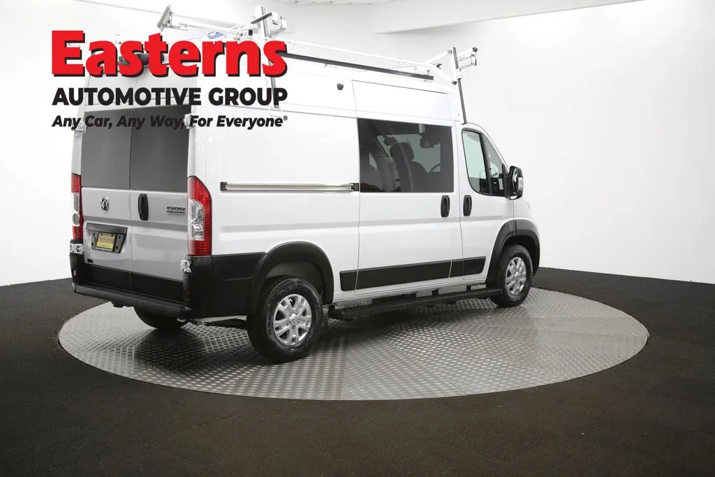 Used 2025 White Ram Base image 42