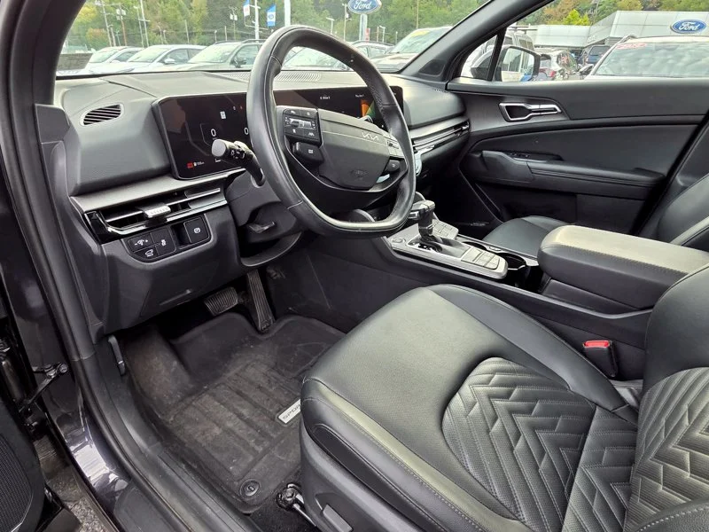 Used 2026 Gray Kia X-Line image 9