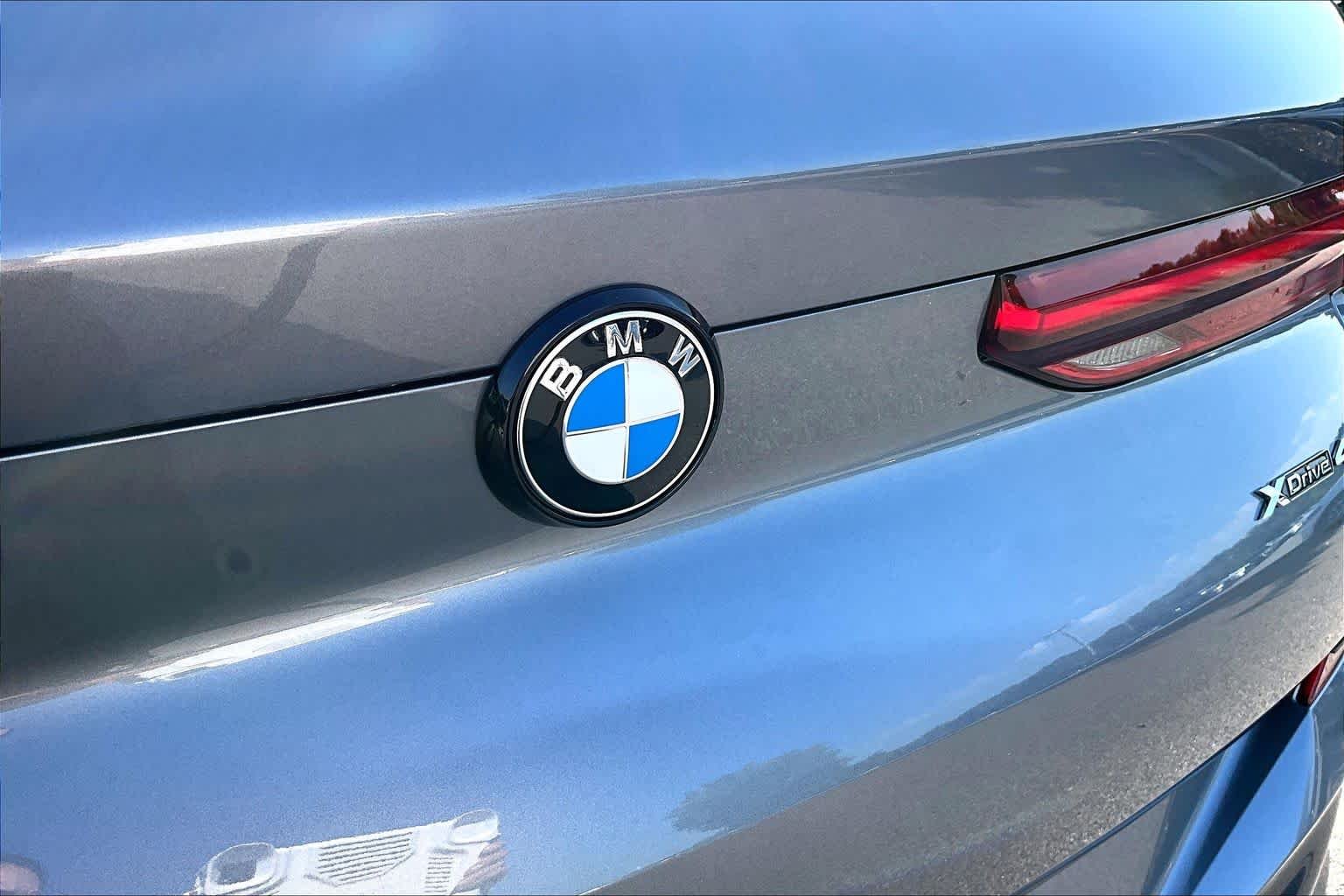 New 2027 Skyscraper Grey Metallic BMW xDrive40i image 15