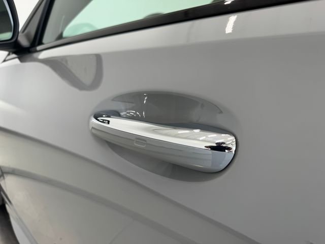 New 2026 MANUFAKTUR Alpine Grey Mercedes-Benz C 300 image 43