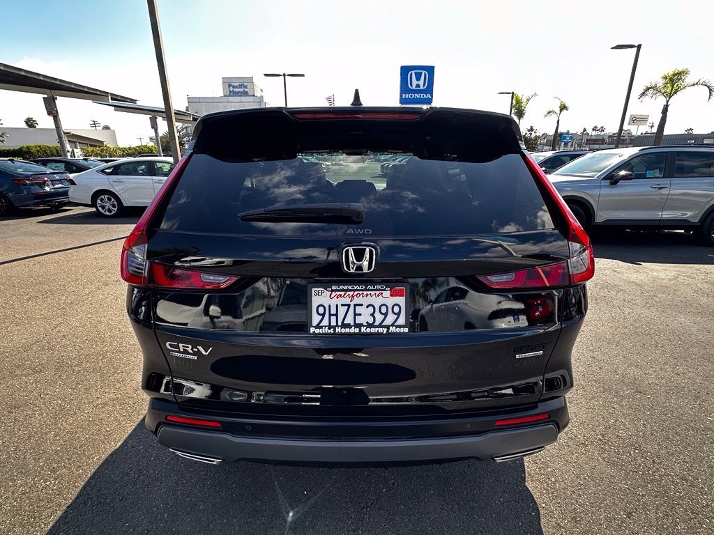 Used 2024 Crystal Black Pearl Honda Sport Touring image 7