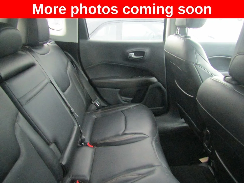 Used 2018 Silver Jeep Limited image 12