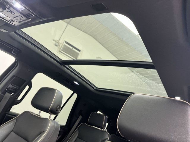 Used 2022 Summit White GMC SLT image 6