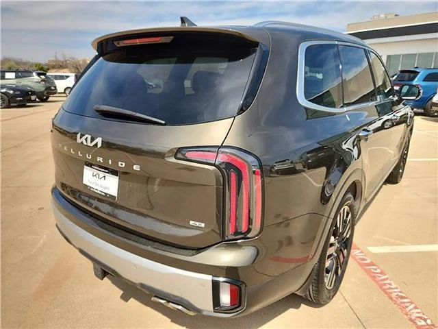 Used 2024 Dark Moss KIA SX-Prestige All-Wheel Drive image 4