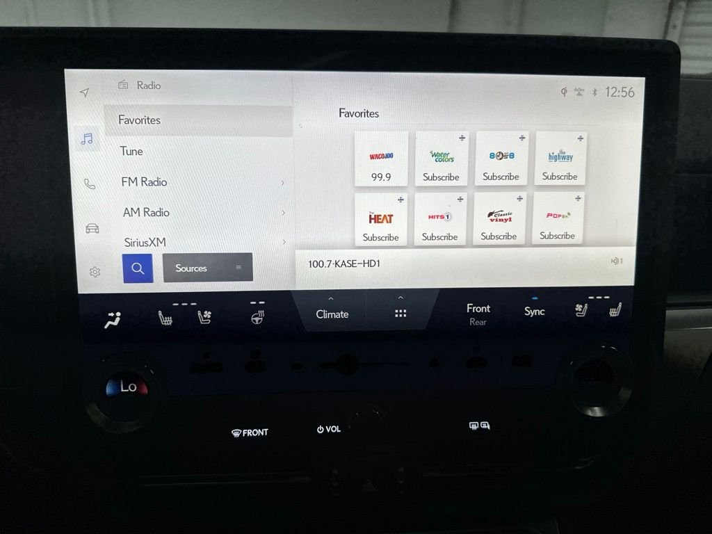 Used 2024  Lexus 550 Luxury+ image 19