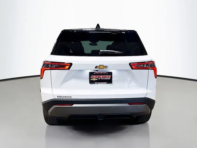 2027 Chevrolet Equinox LT - Photo 9