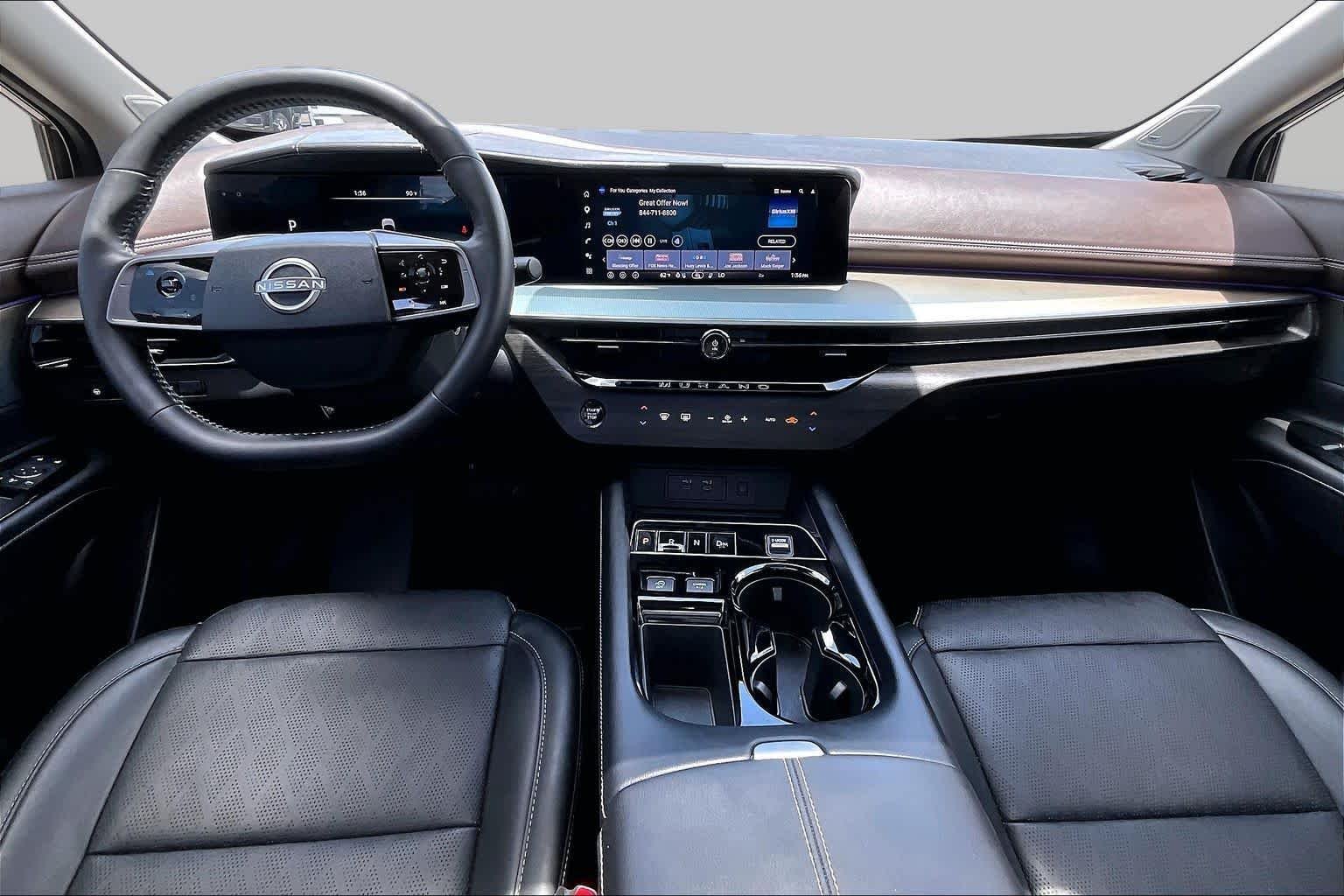 Used 2025 Silver Nissan Platinum image 16