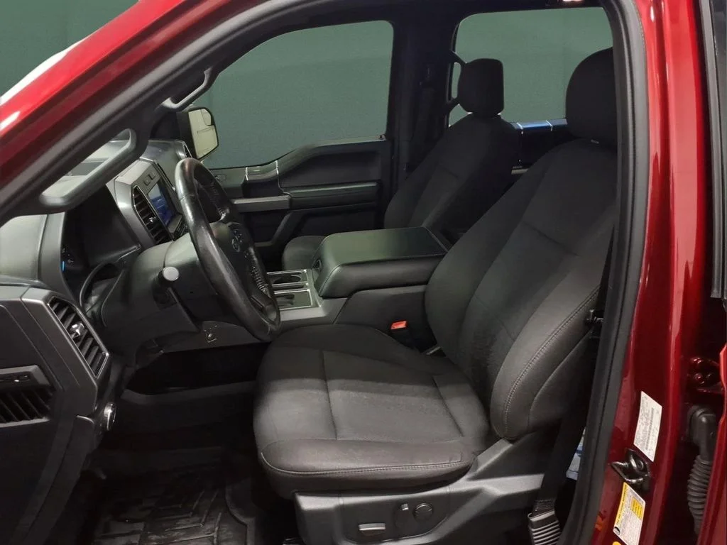 Used 2019 Red Ford XLT image 26