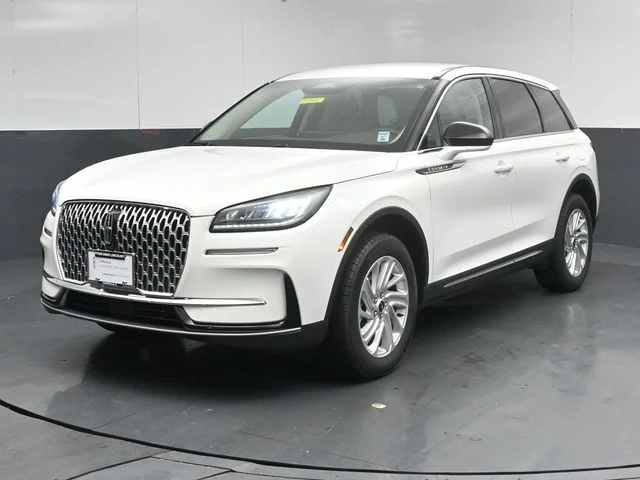 2023 Lincoln Corsair AWD's photo