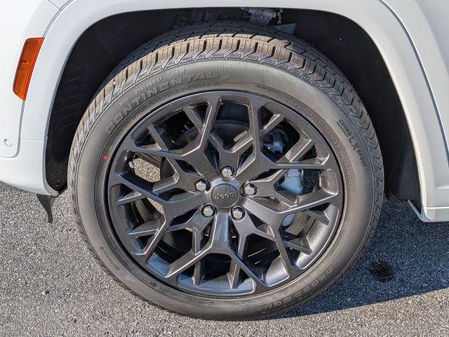 2025 Jeep Grand Cherokee Summit - Photo 12