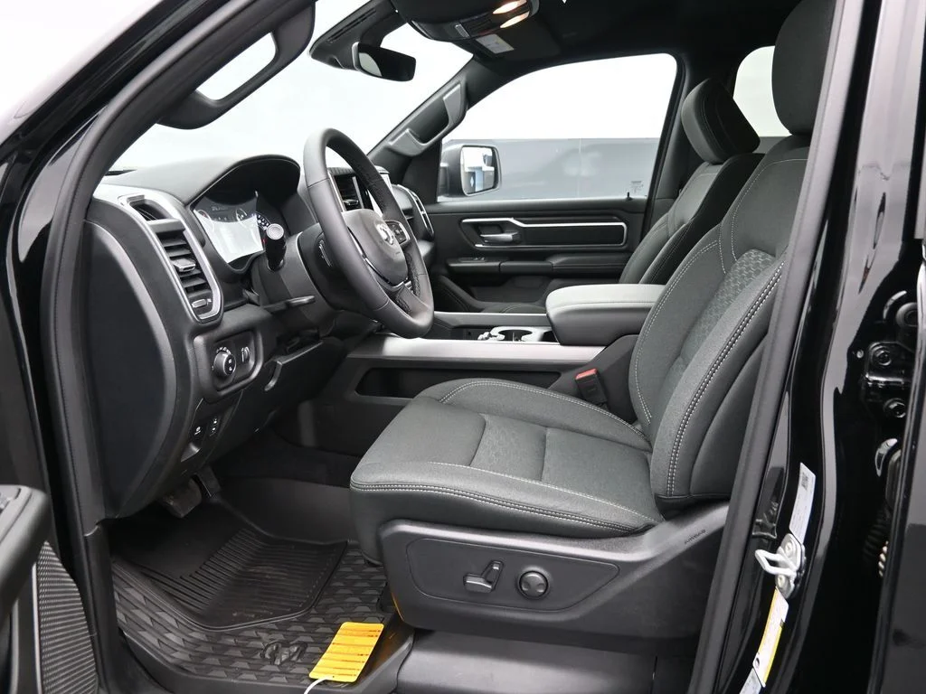 2026 RAM 1500 Big Horn/Lone Star - Photo 17