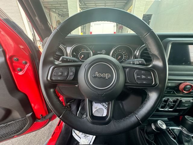 Used 2022 Red Jeep Sport image 16