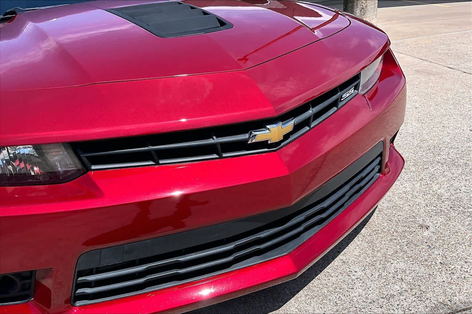 Used 2014 Crystal Red Tintcoat Chevrolet SS image 30