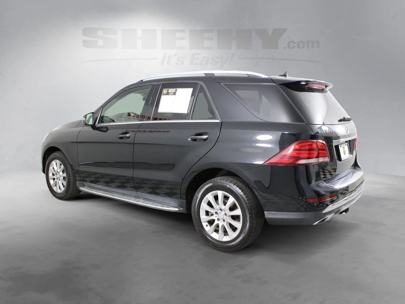 Used 2016 Black Mercedes-Benz GLE 300d image 13