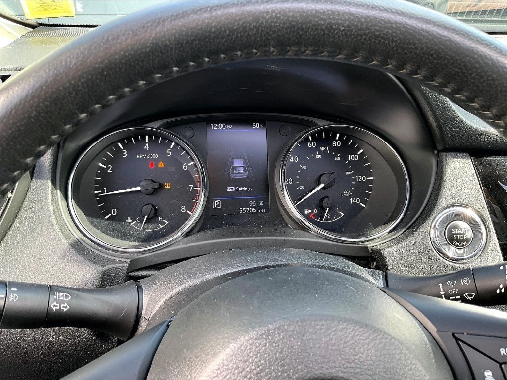 Used 2020 Gray Nissan SL image 13