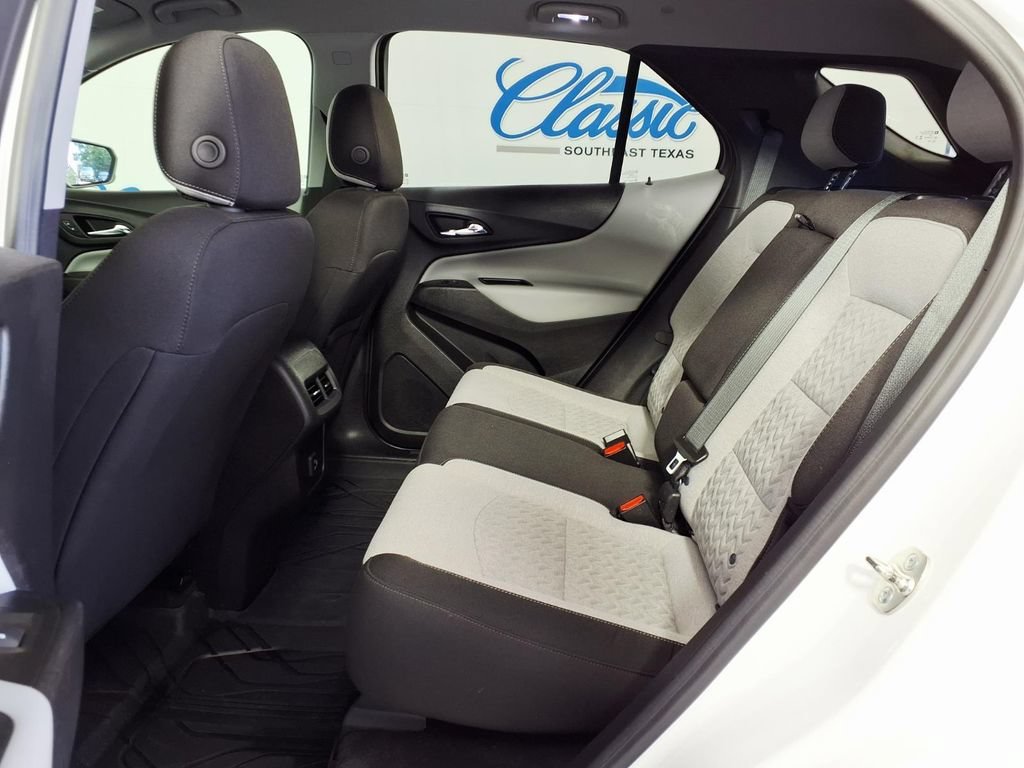 Used 2024 Summit White Chevrolet LS image 9