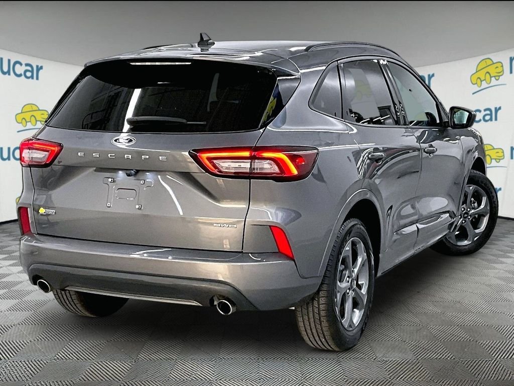 Used 2024 Gray Metallic Ford ST-Line image 6