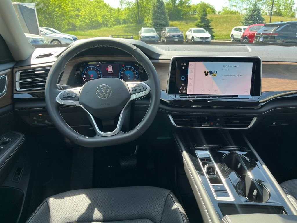 New 2026 Blue Volkswagen 2.0T SE w/Technology image 18