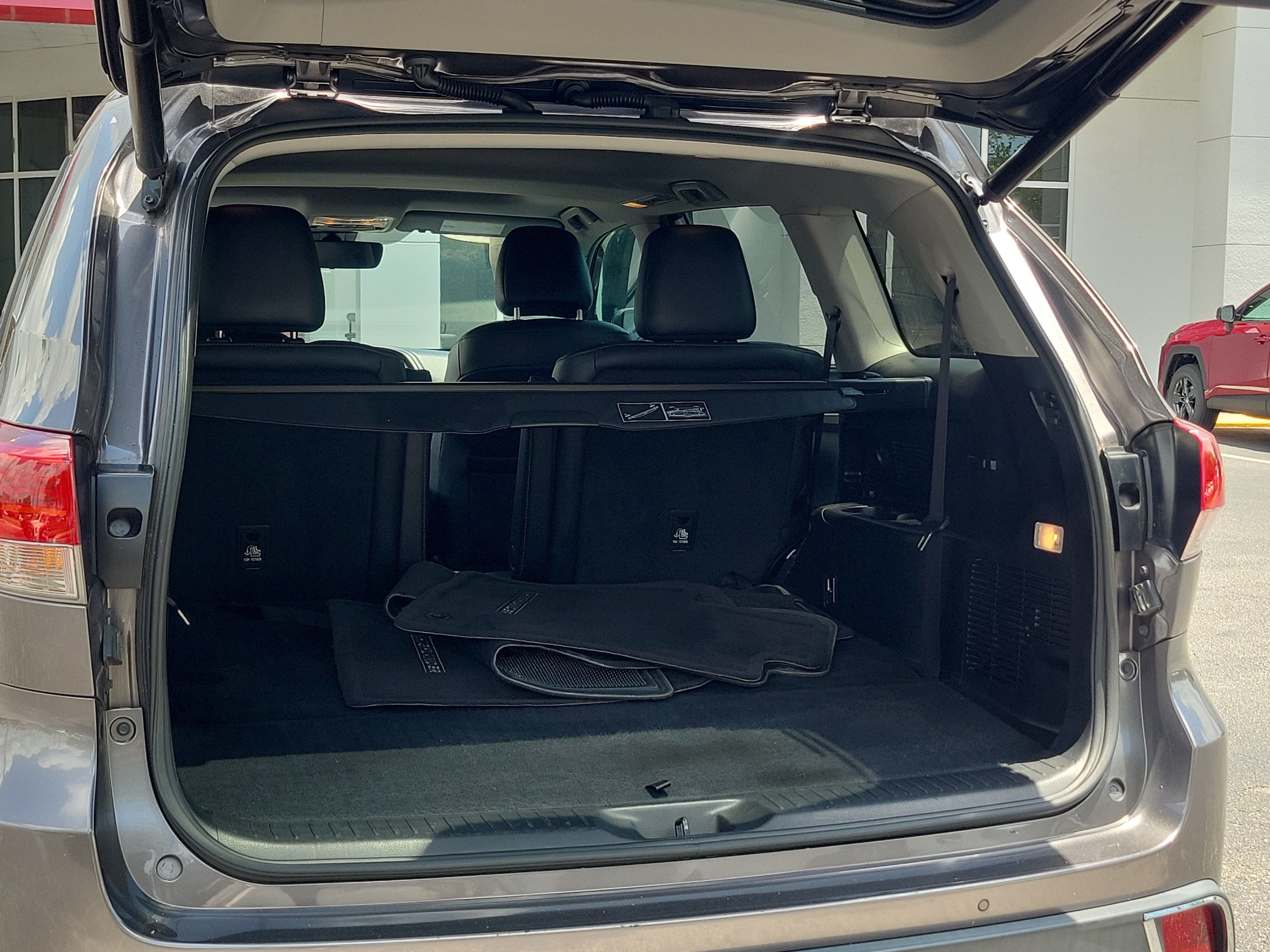 Used 2019 Predawn Gray Mica Toyota Limited image 11