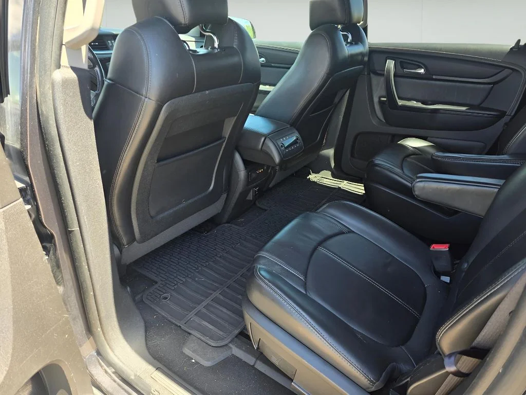 Used 2014 Tungsten Metallic Chevrolet LT image 12