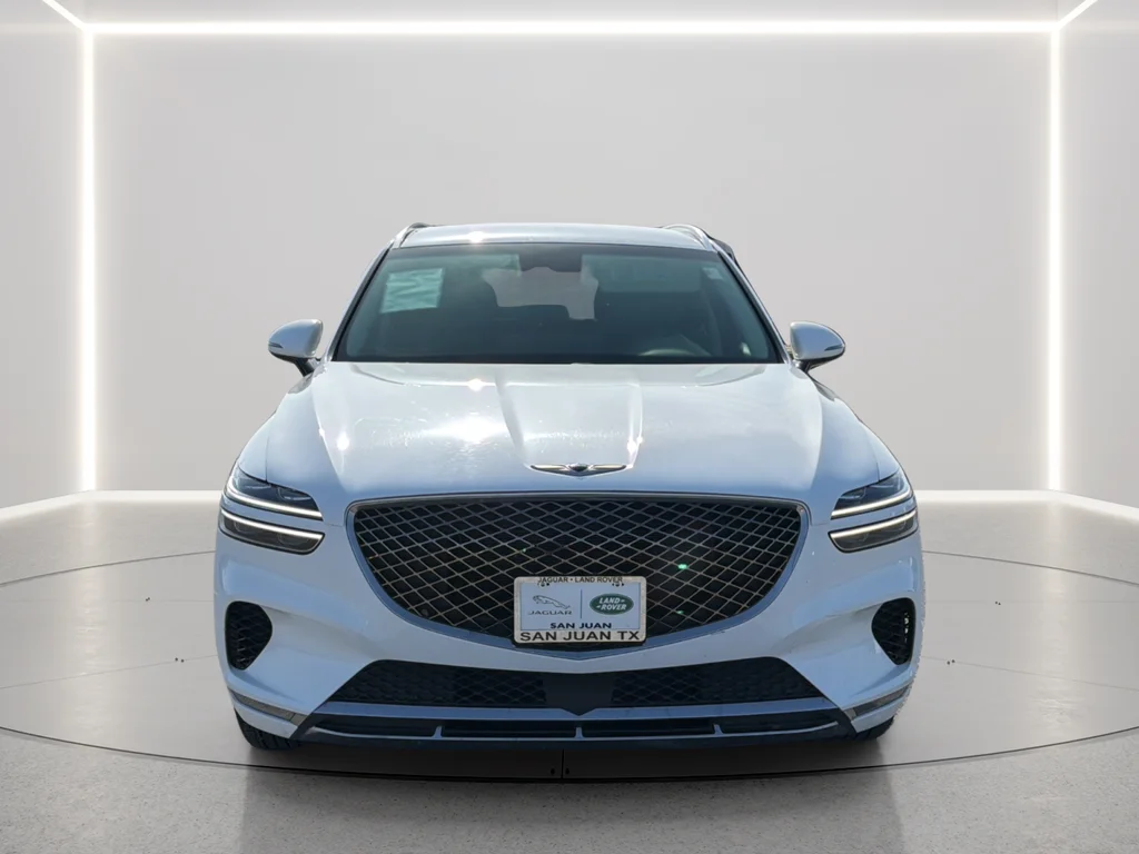 Used 2025 White Genesis 2.5T image 11
